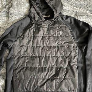 Men’s Under Armor Hoodie - Medium